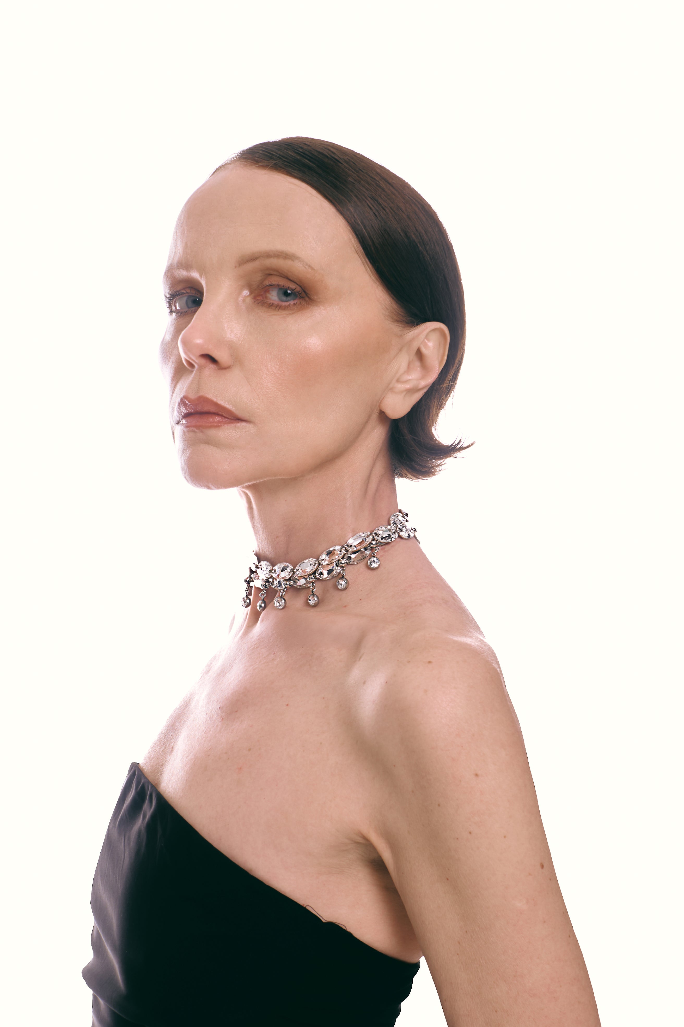 PURE ENVY raindrop choker